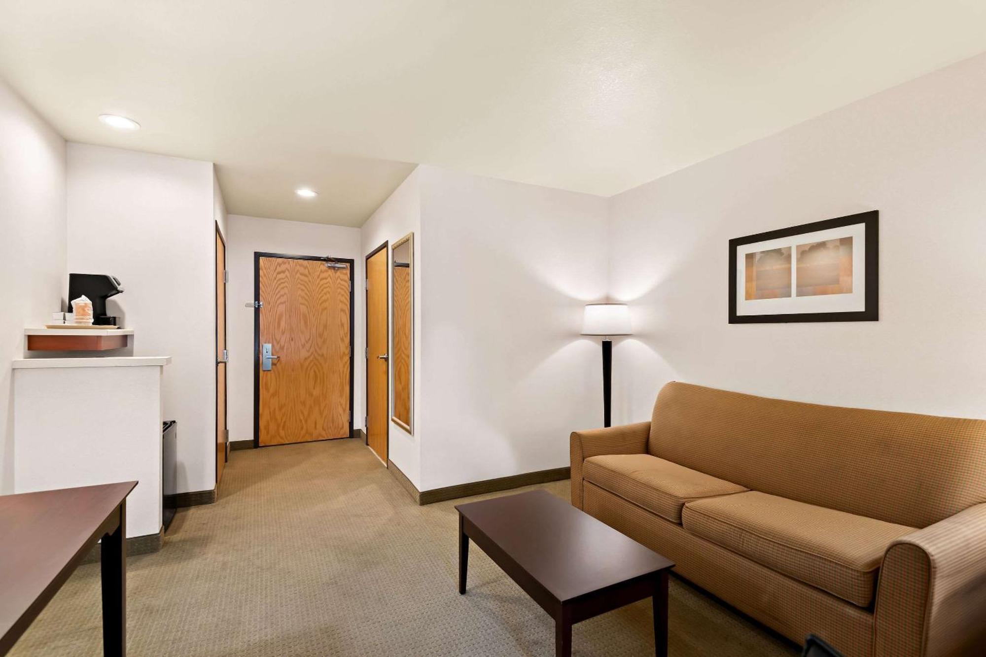 Comfort Inn & Suites Creswell Esterno foto